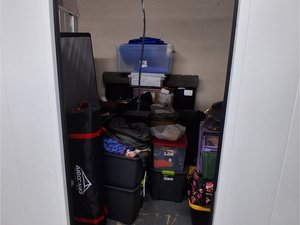 10 x 10 storage unit in Centennial, CO