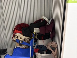 5 x 10 storage unit in Chicago, IL
