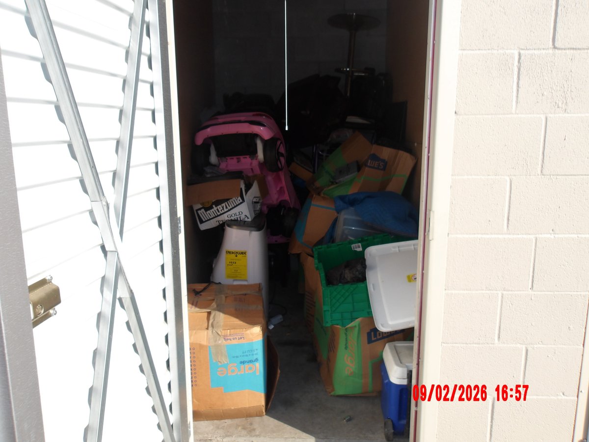 5 x 8 storage unit in Nashville, TN