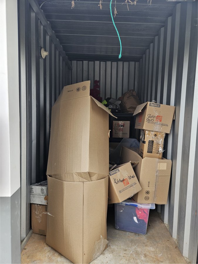 5 x 10 storage unit in Lawrenceville, GA