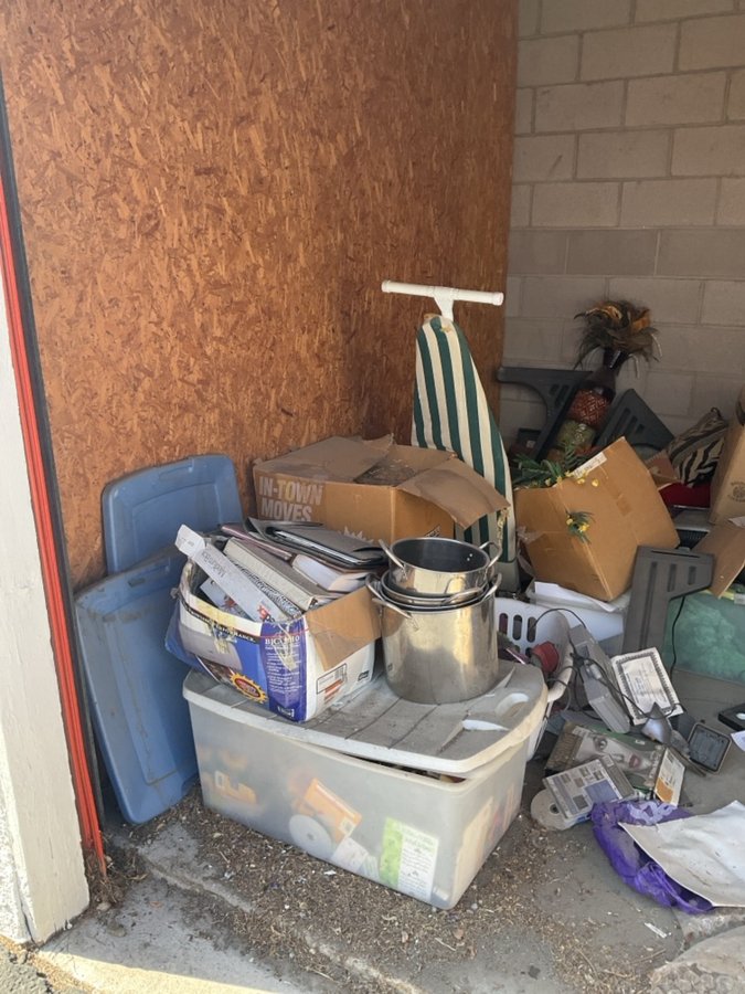 10 x 10 storage unit in Las Vegas, NV