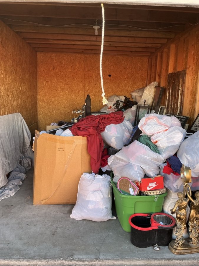 10 x 15 storage unit in Las Vegas, NV