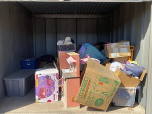 10 x 10 storage unit in Surprise, AZ
