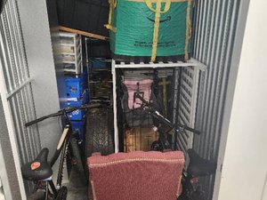 5 x 10 storage unit in Washington, DC