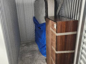 10 x 10 storage unit in Washington, DC