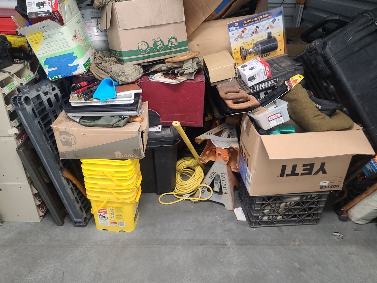 10 x 10 storage unit in Vancouver, WA