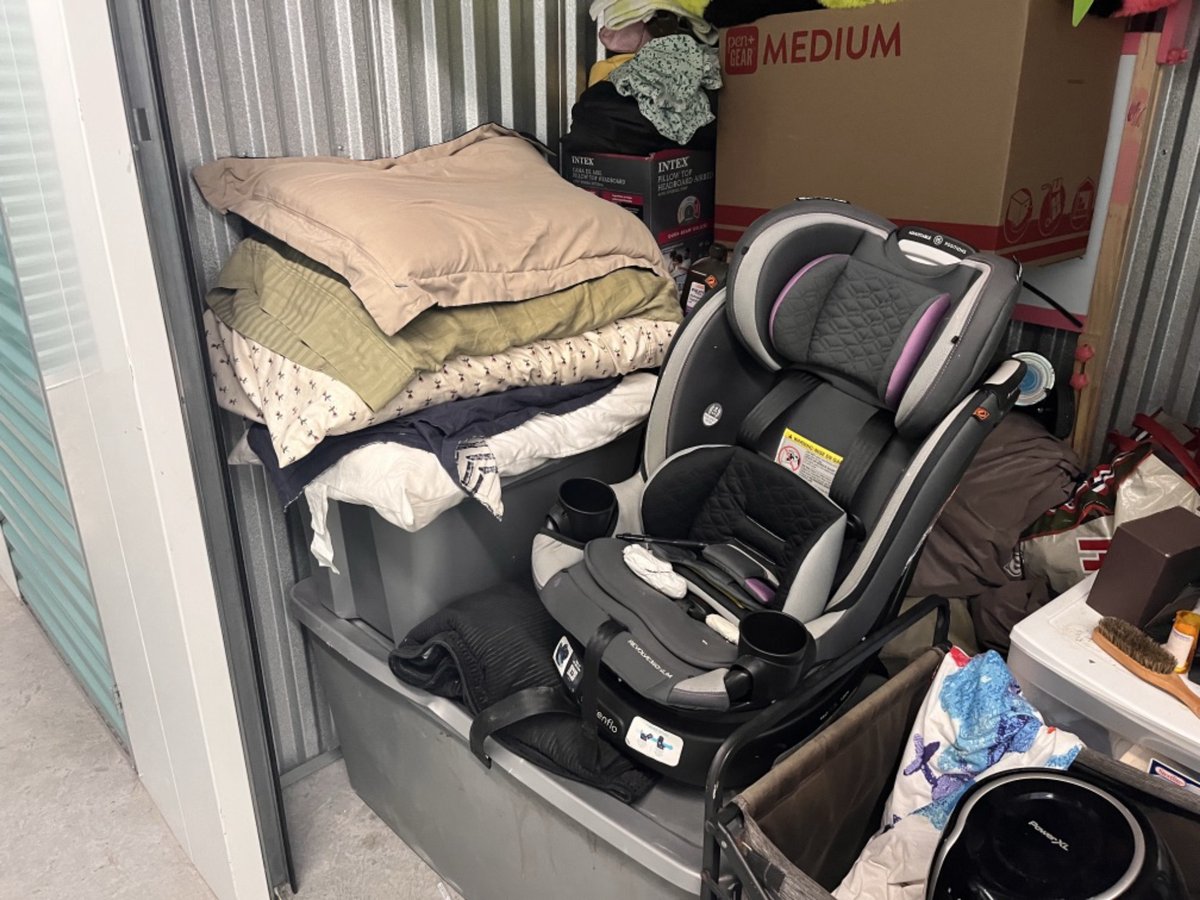 10 x 5 storage unit in Deerfield Beach, FL