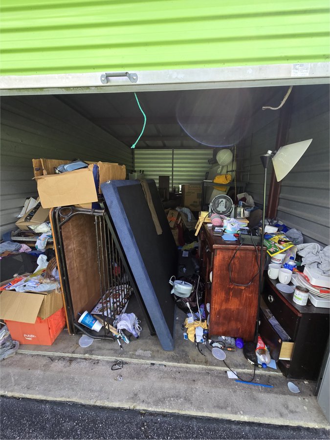 10 x 20 storage unit in Auburndale, FL