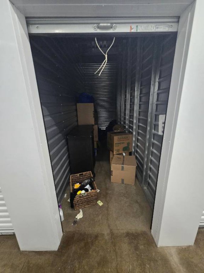 5 x 15 storage unit in Venice, CA