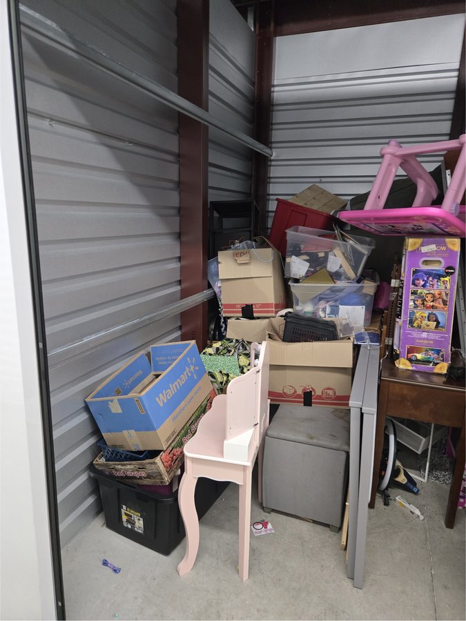 10 x 10 storage unit in San Antonio, TX