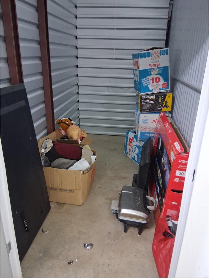 5 x 10 storage unit in Lakewood, CO