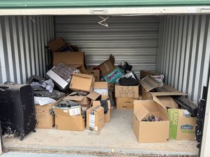 10 x 10 storage unit in Aztec, NM