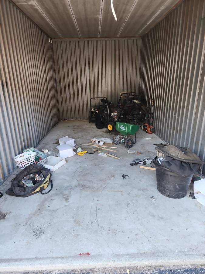 10 x 20 storage unit in North Providence, RI
