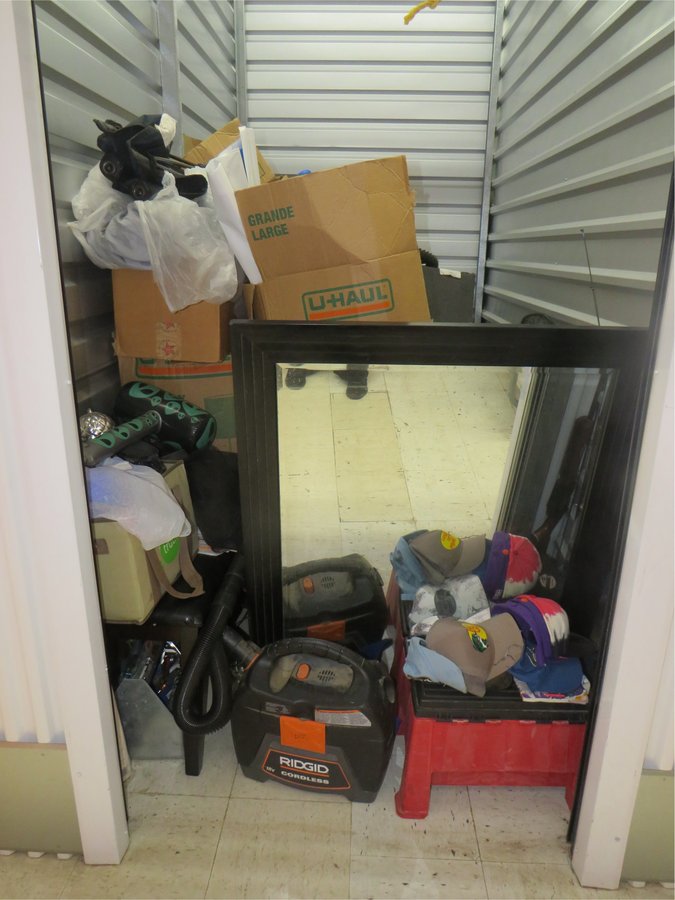 5 x 10 storage unit in Florissant, MO