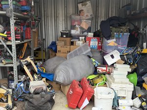 10 x 10 storage unit in Bennett, CO