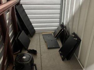 5 x 10 unit in Tampa