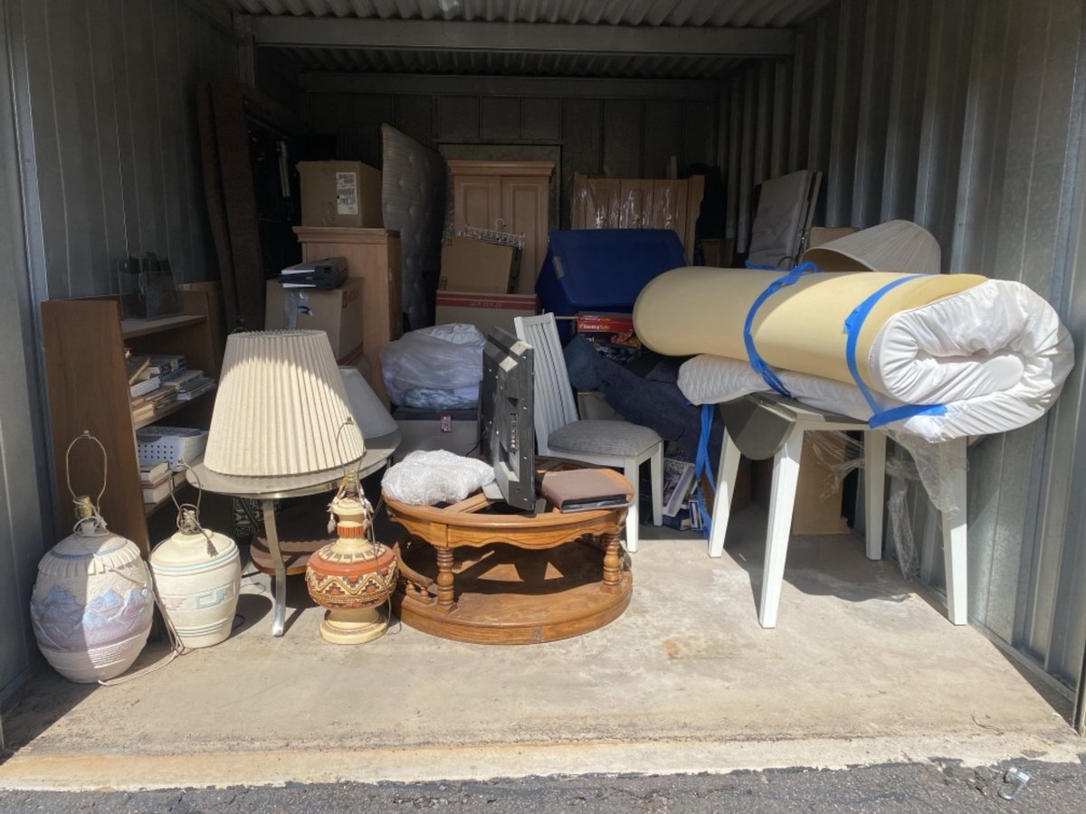 10 x 15 storage unit in Sun City, AZ