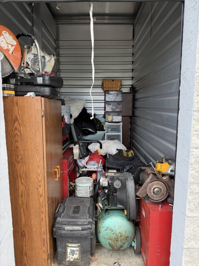 5 x 10 storage unit in Ocala, FL