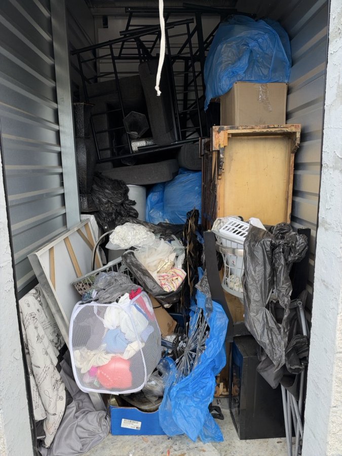 5 x 10 storage unit in Ocala, FL
