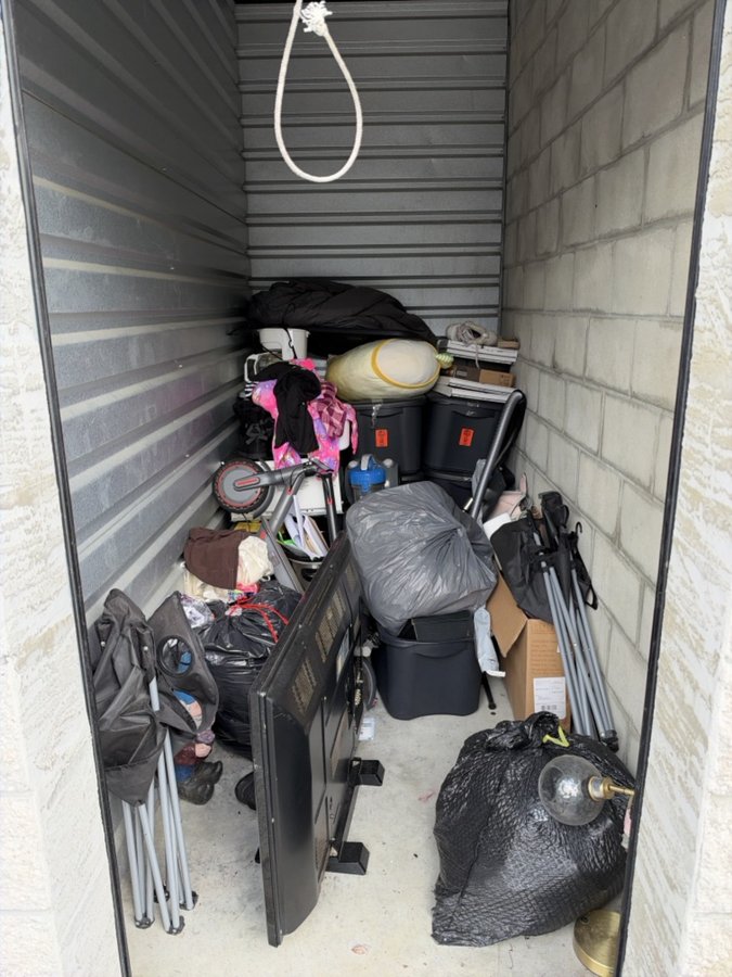 5 x 10 storage unit in Ocala, FL