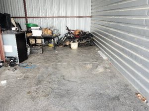 10 x 30 storage unit in Indianapolis, IN