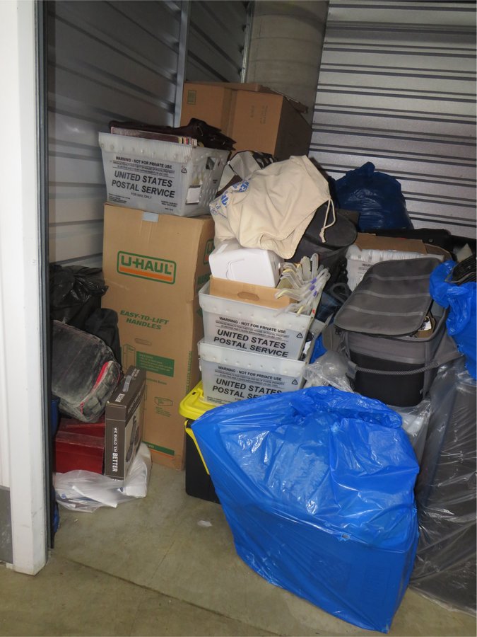 10 x 10 storage unit in St Charles, MO