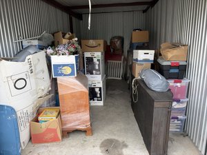 10 x 20 storage unit in Ocala, FL