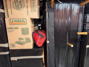 10 x 10 storage unit in Chantilly, VA