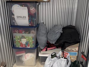 5 x 5 storage unit in Fairfax, VA