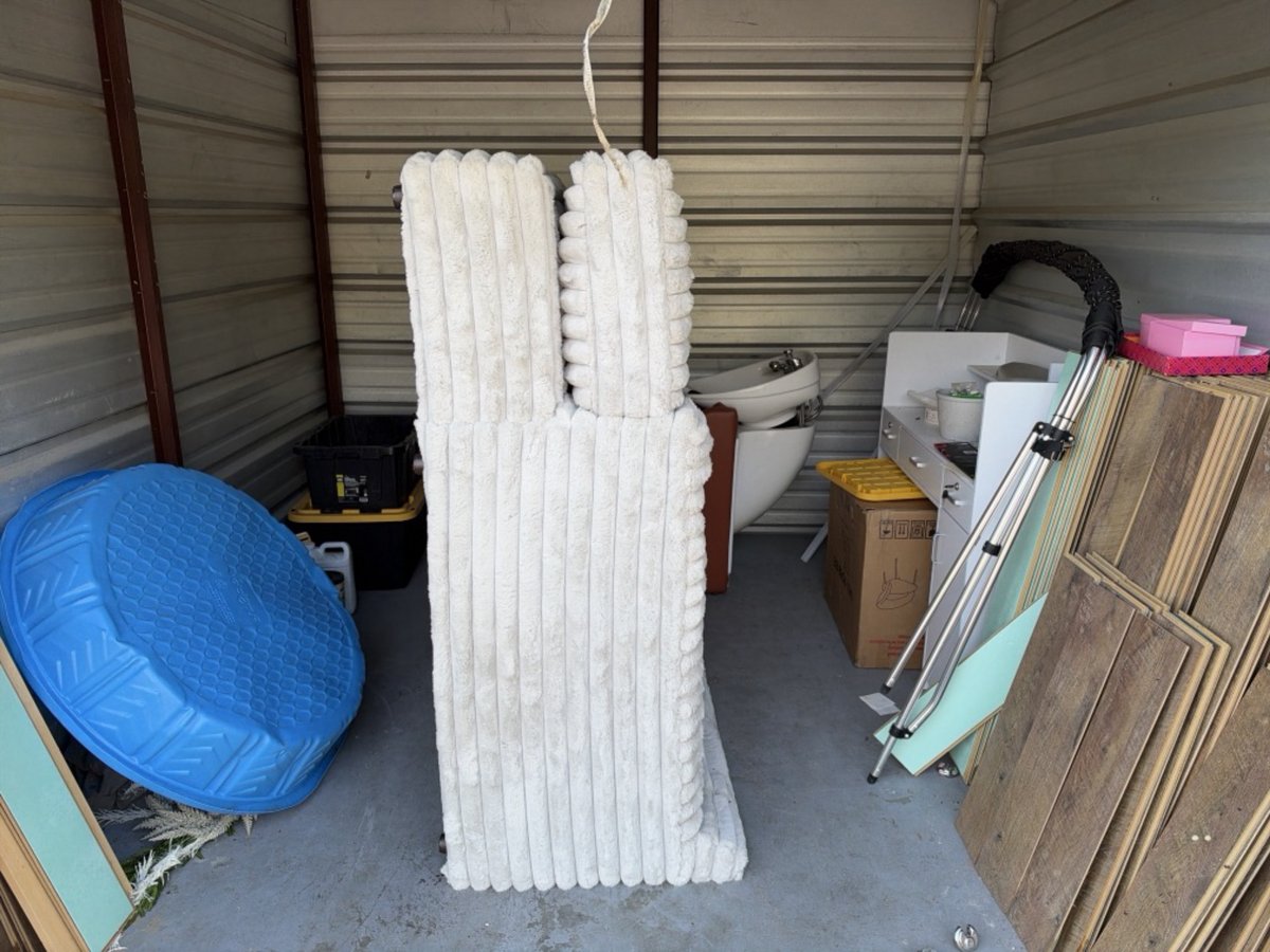 10 x 10 storage unit in Ocala, FL