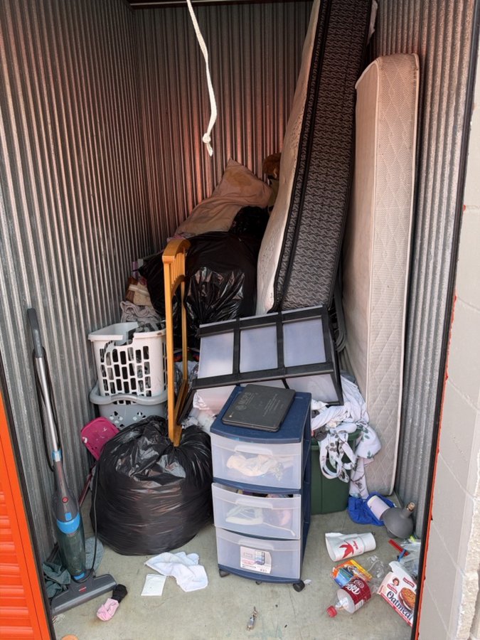 5 x 10 storage unit in Ocala, FL