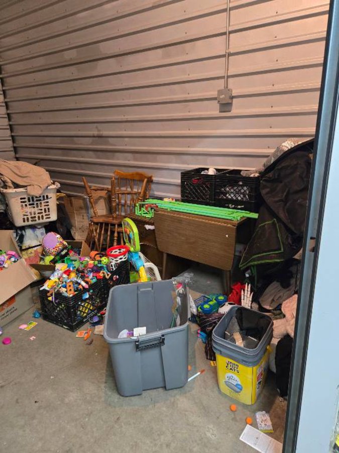 10 x 15 storage unit in St Charles, MO