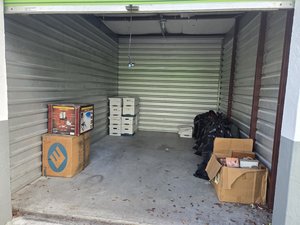 10 x 15 storage unit in Pembroke Pines, FL