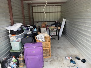 10 x 20 storage unit in Ocala, FL