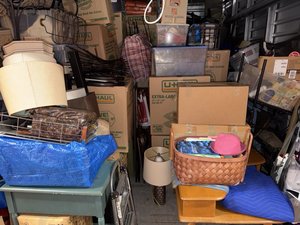10 x 15 storage unit in Sterling, VA