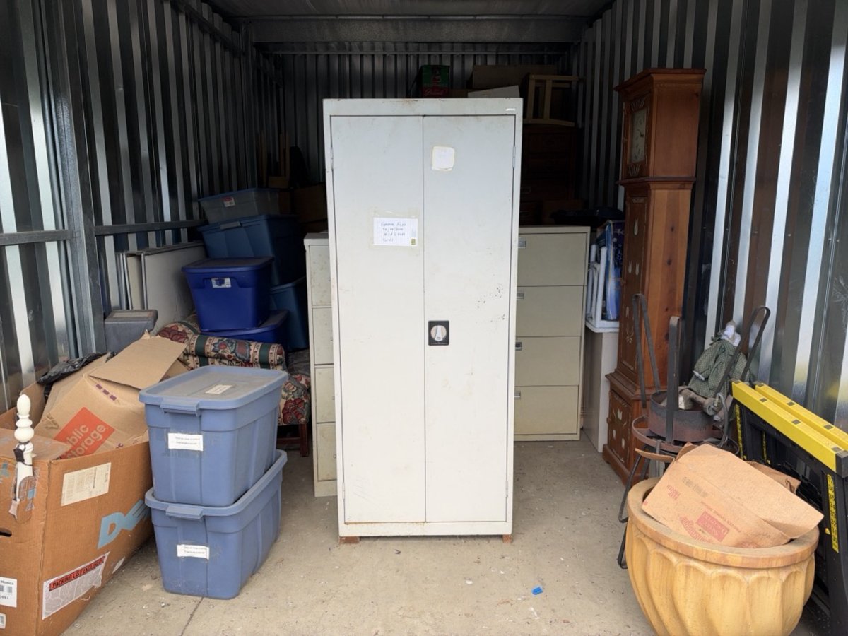 10 x 20 storage unit in Belleview, FL