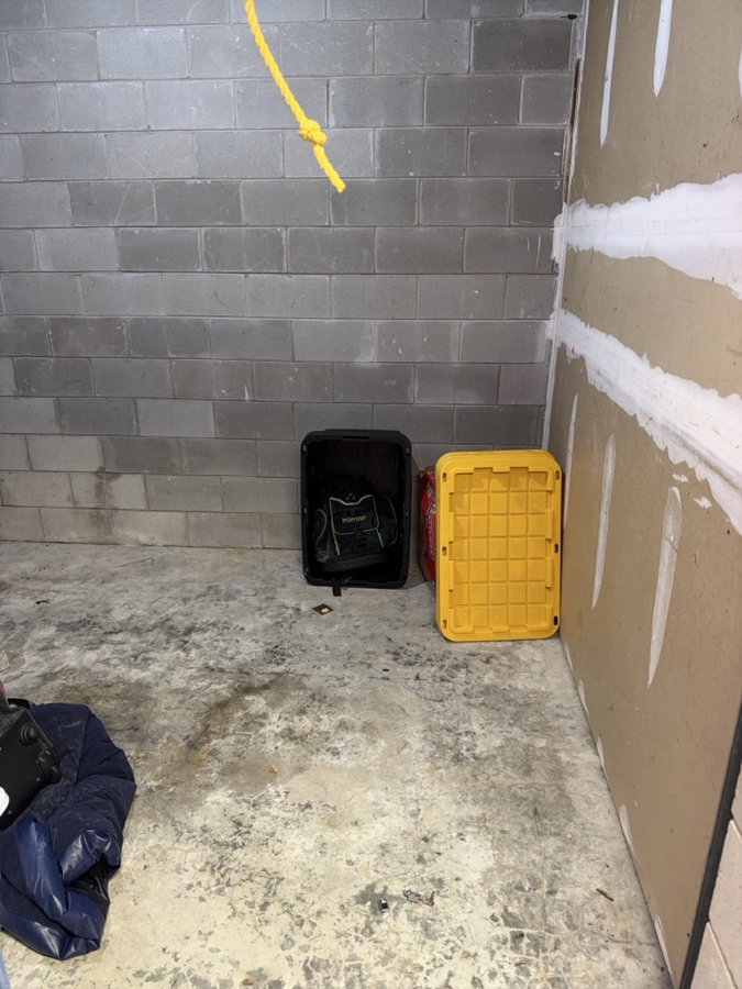 5 x 10 storage unit in Ocala, FL