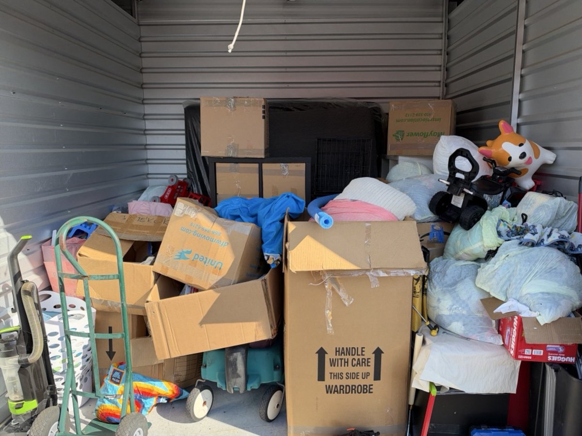 10 x 10 storage unit in Ocala, FL