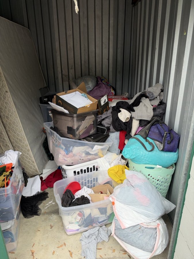 10 x 10 storage unit in Ocala, FL