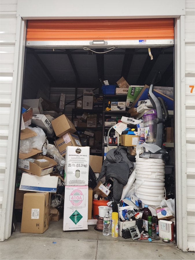 10 x 10 storage unit in Clifton, NJ
