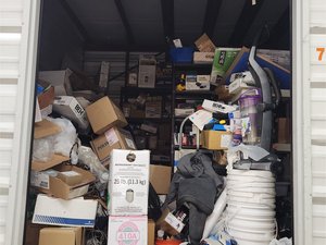 10 x 10 storage unit in Clifton, NJ