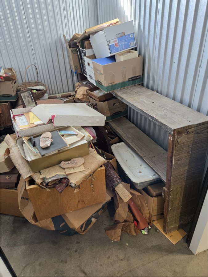 10 x 8 storage unit in Pittsburgh, PA