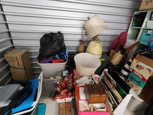 10 x 7 storage unit in Palmetto, FL