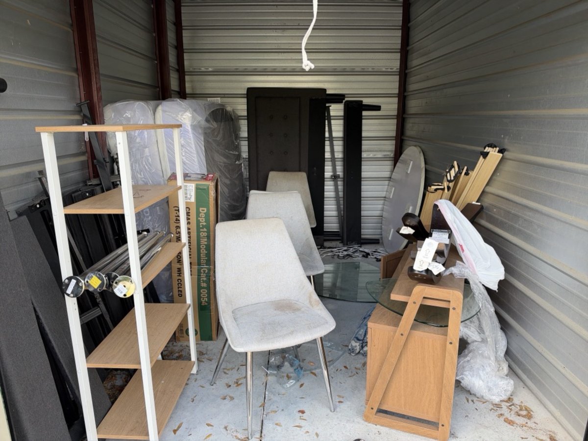 8 x 12 storage unit in Ocala, FL