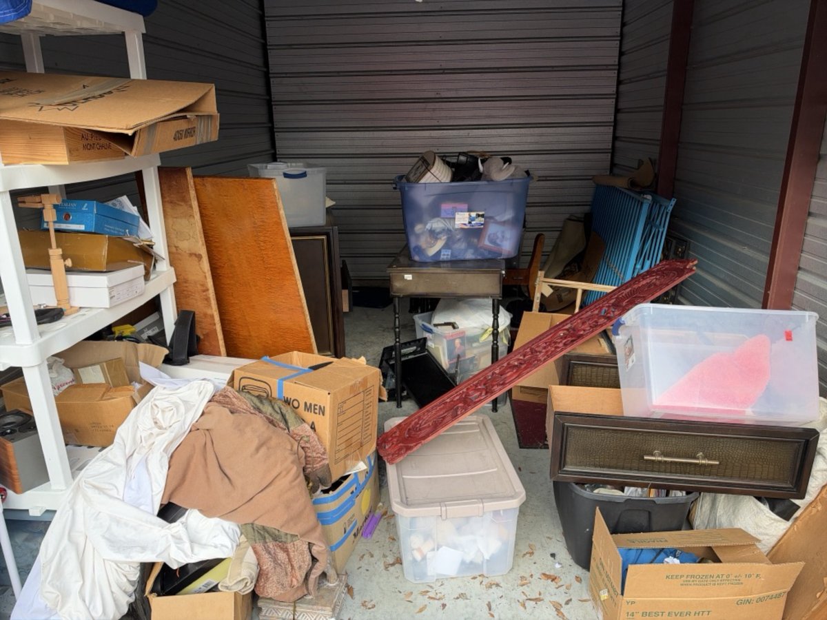 10 x 15 storage unit in Belleview, FL