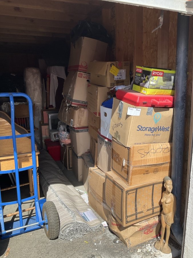 10 x 20 storage unit in Las Vegas, NV