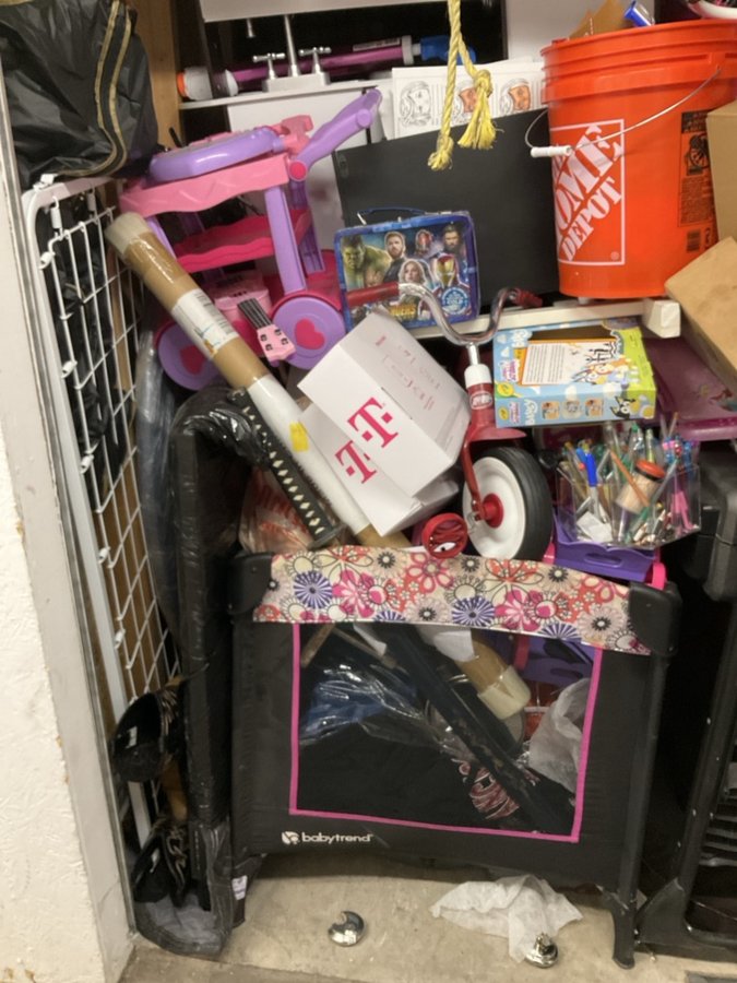 10 x 15 storage unit in Las Vegas, NV