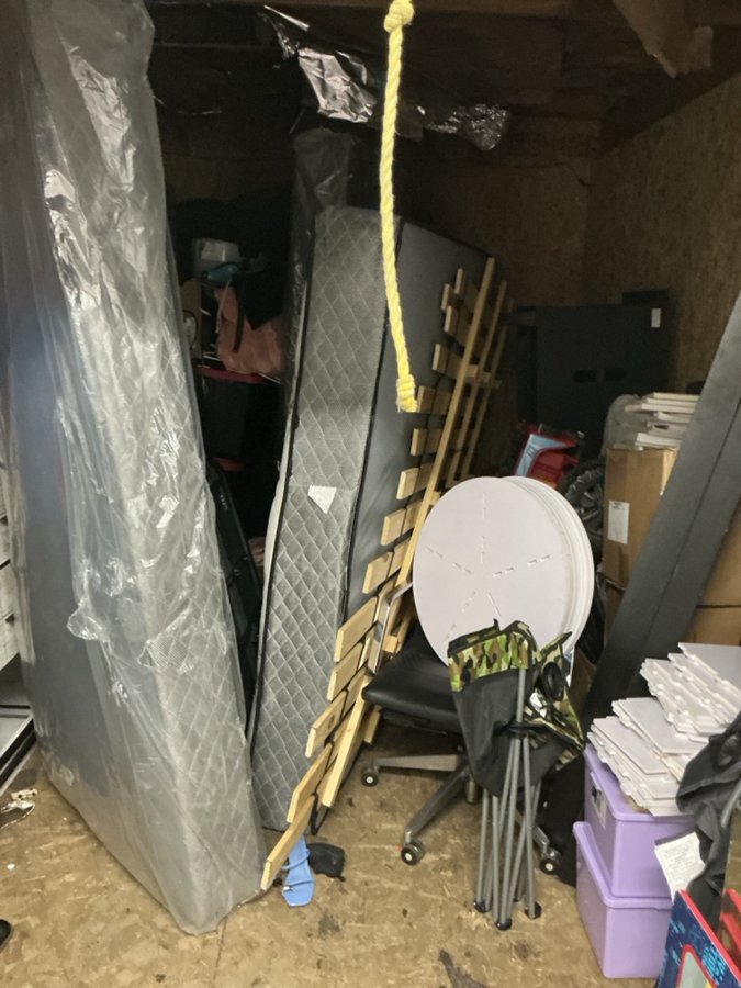 10 x 15 storage unit in Las Vegas, NV