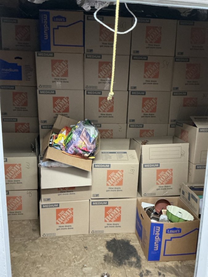 10 x 10 storage unit in Las Vegas, NV