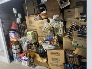 10 x 10 storage unit in Surprise, AZ